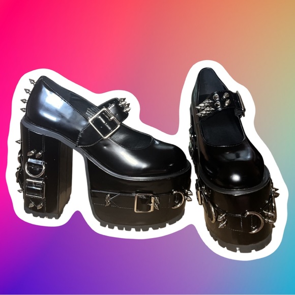 heart to break mary janes